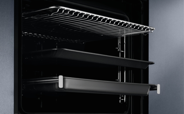 Духова шафа Electrolux EOF5C50BZ фото 4