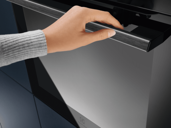 Духова шафа Electrolux KOEBP39WZ фото 4