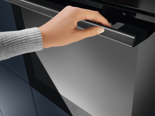 Духова шафа Electrolux LOD6F77WZ фото 3