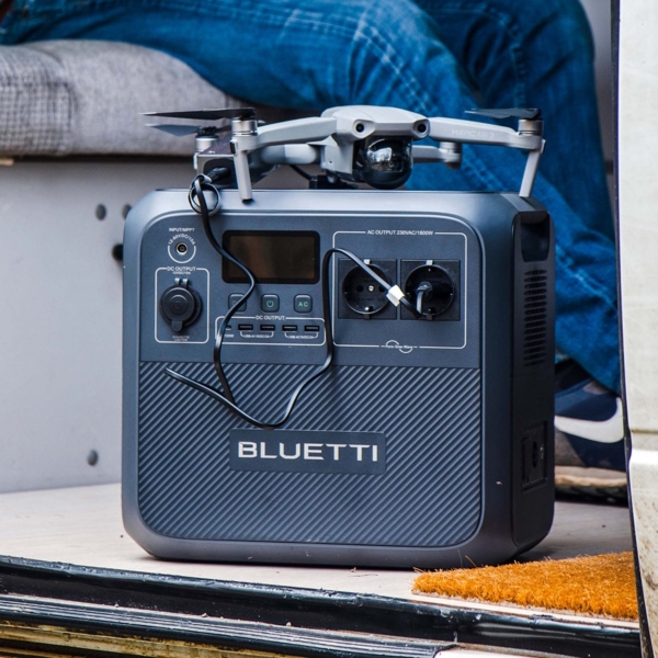 Зарядна портативна електростанція Bluetti AC180 (AC180) фото 3 Зарядна портативна електростанція Bluetti AC180 (AC180) фото 3
