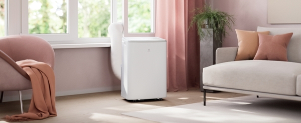 Мобільний кондиціонер Electrolux Comfort 600 EXP26U339CW фото 2