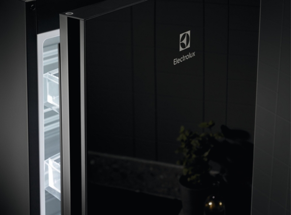 Холодильник Electrolux LNT7ME36K2 фото 8 Холодильник Electrolux LNT7ME36K2 фото 8